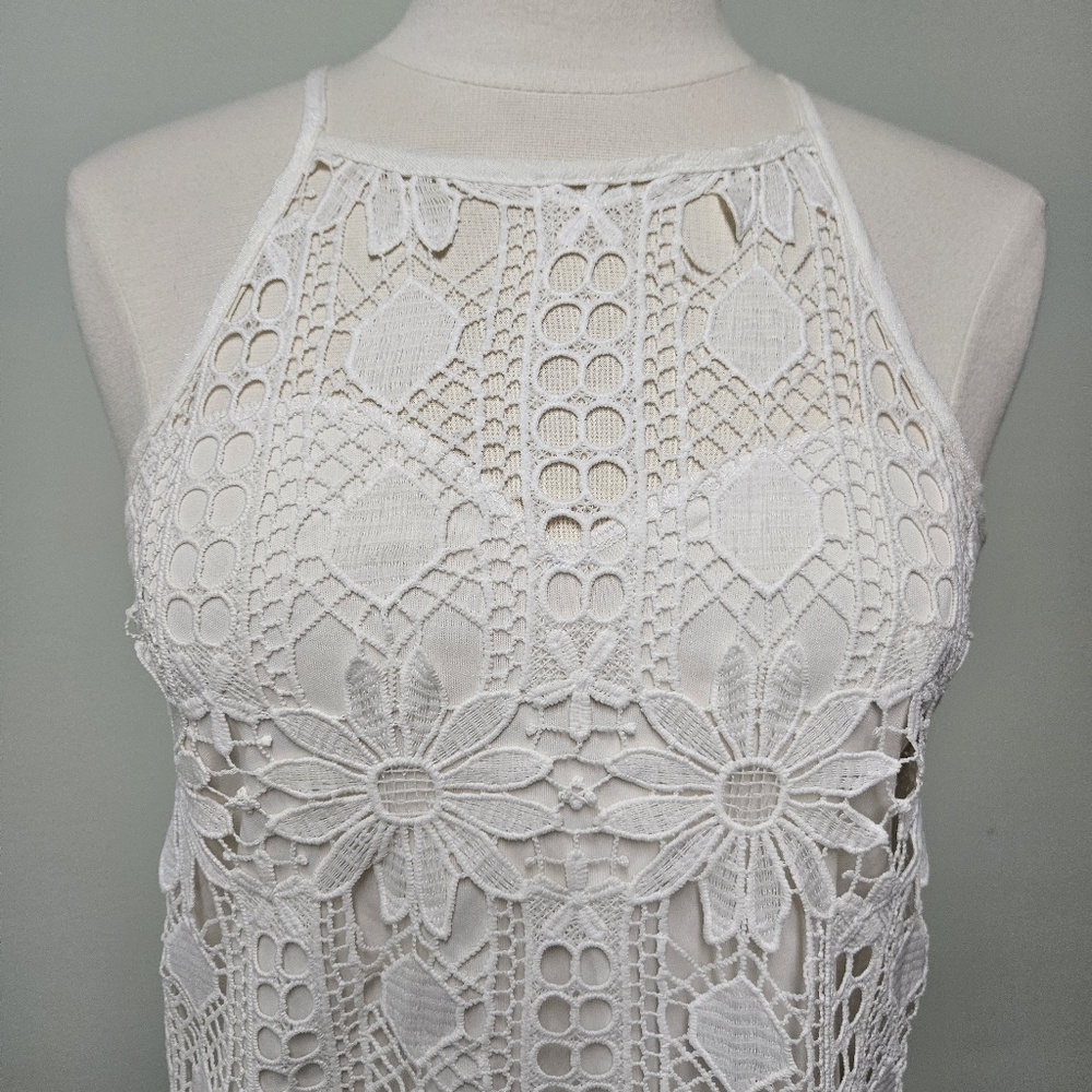 Rebellion Lace Crochet Daisy Halter White Festival Embroidered Knit Tank NWT - Picture 4 of 15